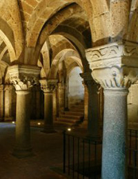Collegiata del Santo Sepolcro, cripta 